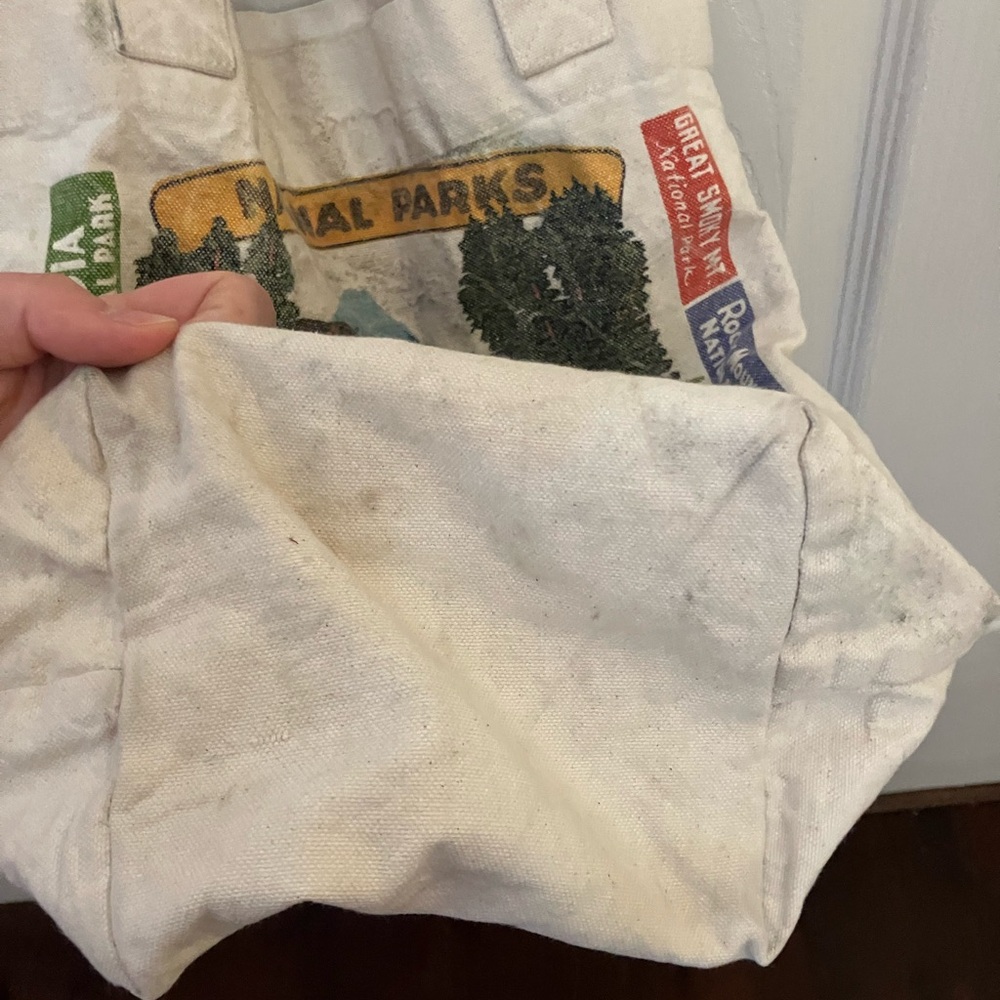 Cavallini & Co National Park Tote Bag - Picture 4 of 7